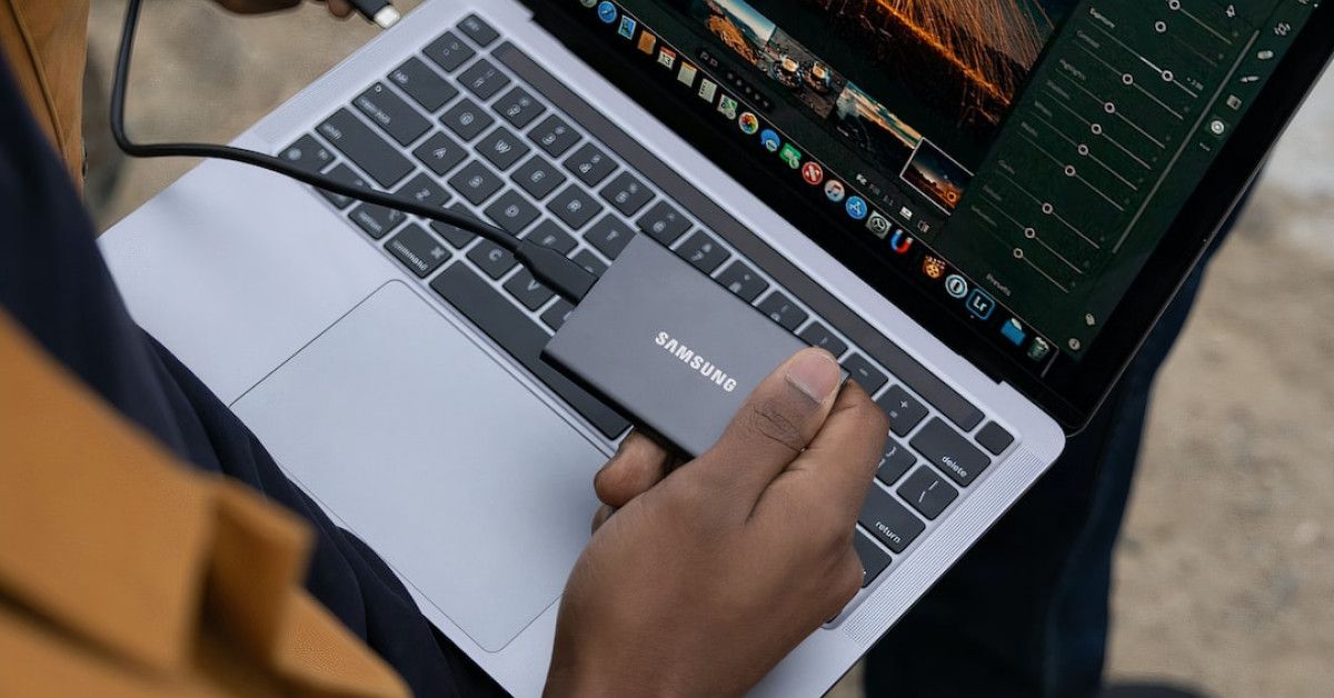 Troubleshooting guide for Samsung washer: common reasons and solutions.