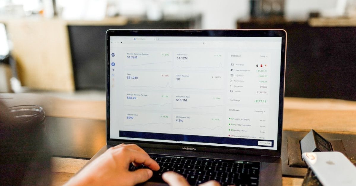 Steps in the Data Modeling Life Cycle for Database Management