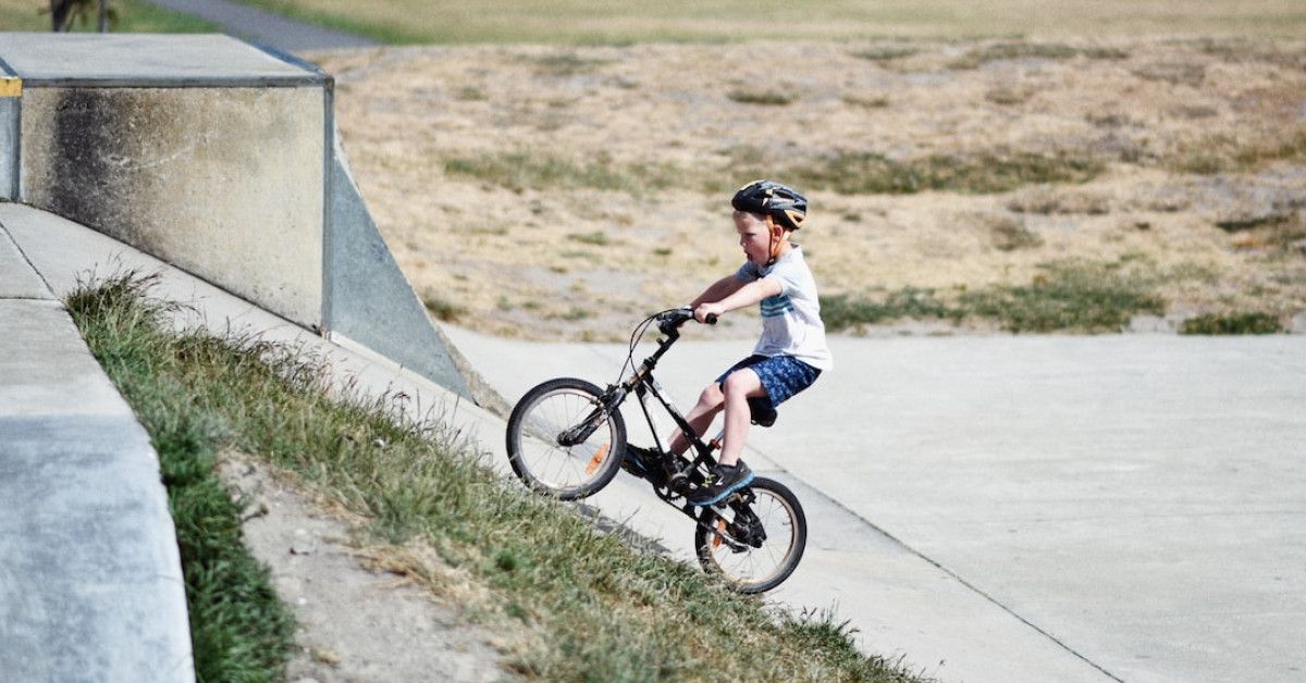 Common reasons why heat pump short cycles in cool mode.