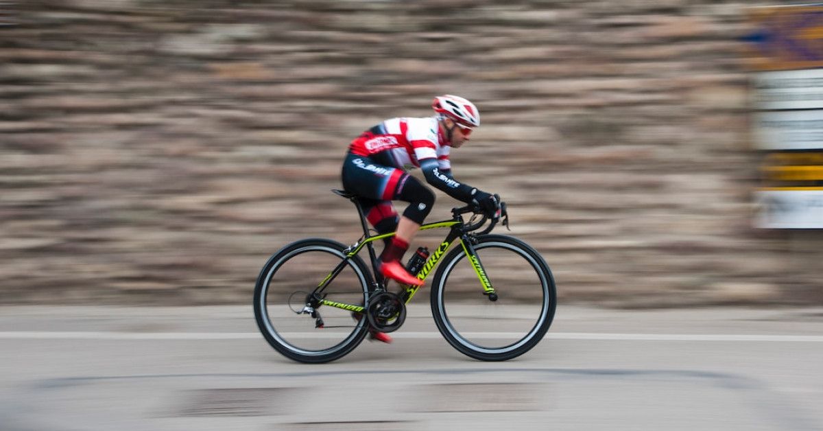 Understanding and breaking free from the pain cycle infographic.